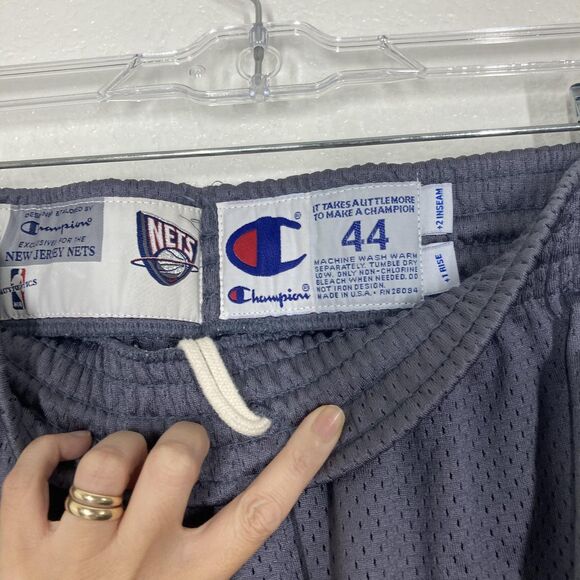 Vintage New Jersey Nets Shorts Mens 44 Gray NBA Basketball Champion USA 90s - Picture 14 of 16